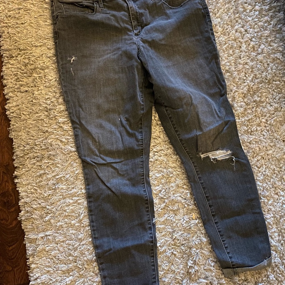 Target- Universal Thread jeans - Picture 2 of 7
